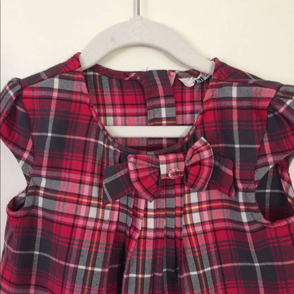 - H&M Girl’s flannel plaid  dress-red cap sleeves, size 6